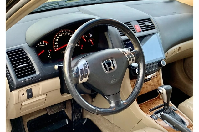 Honda Accord cena 21900 przebieg: 274690, rok produkcji 2005 z Człuchów małe 106